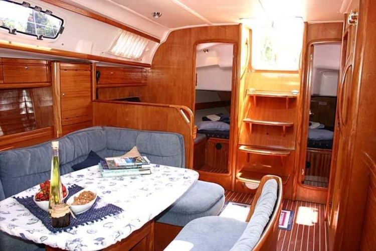 halkidiki-sailing-bavaria-40-08