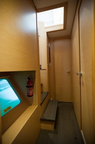 lagoon400s2_11-681x1024