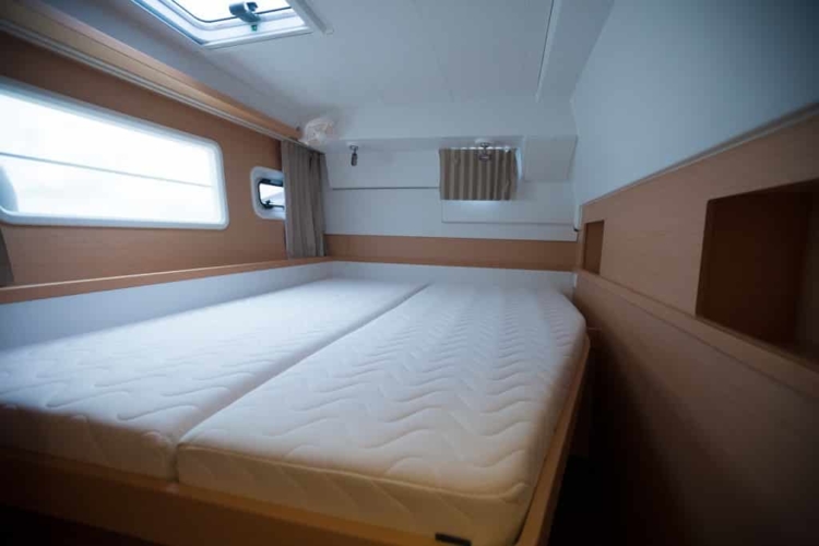 lagoon400s2_9-1024x682