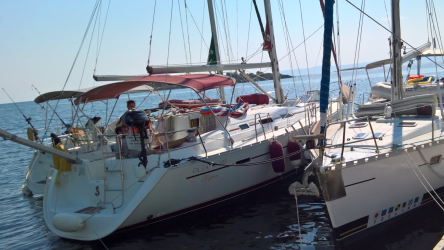 2-sailboats-halkidiki-day-trips-19