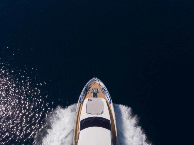 26m-halkidiki-vip-super-yacht-15